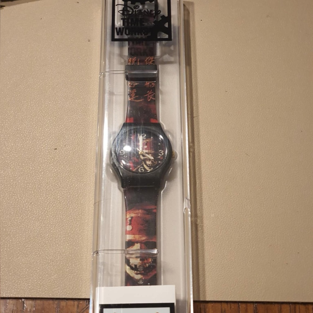 🦋10/$20🦋 VTG Disney Time Works Pirates of the Caribbean Collector Watch